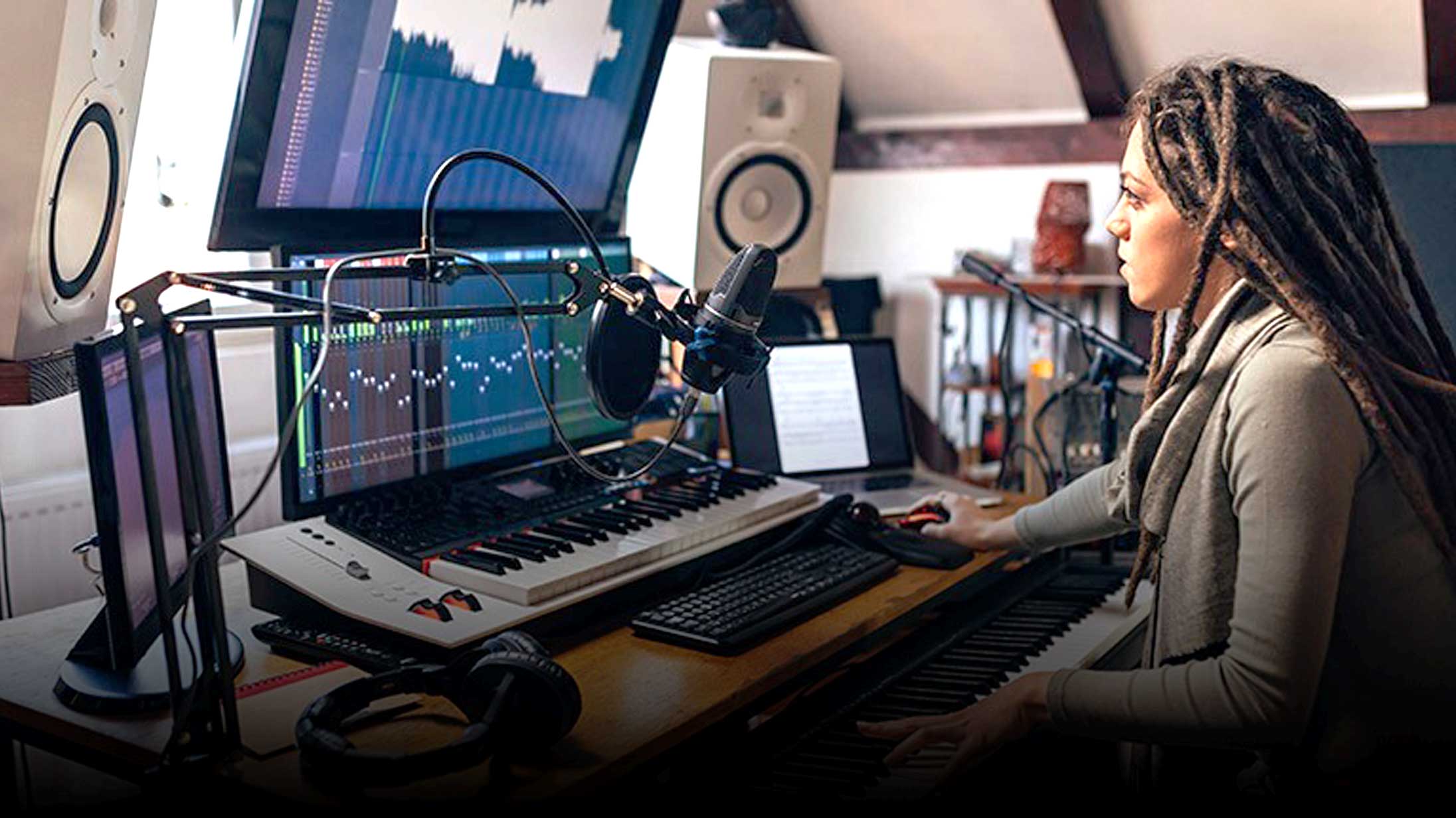 Read more about the article 5 Essential Tips for Recording Vocals at Home Like a Pro